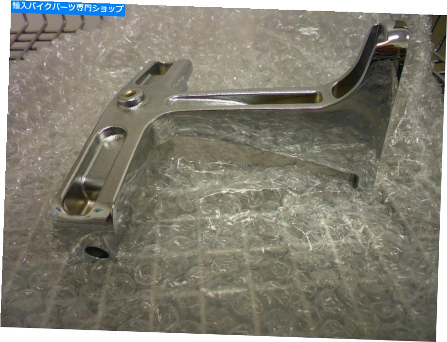 クロームパーツ 新しいハーレーダビッドソンサポートブラケット、乗客フットボード、クロムP / N 53071-00A New Harley Davidson SUPPORT BRACKET, PASSENGER FOOTBOARDS, CHROME P/N 53071-00A【並行輸入品】