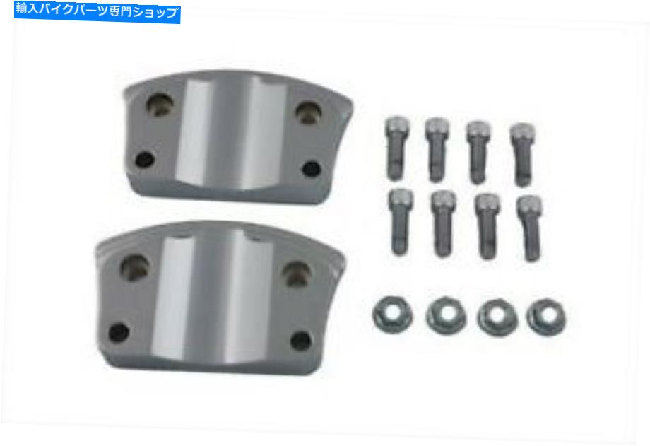クロームパーツ Harley Flhr Flht flhx 00-13用クロムFLSTFフェンダーアダプタスペーサーブラケット Chrome FLSTF Fender Adapter Spacers Brackets for Harley FLHR FLHT FLHX 00-13【並行輸入品】