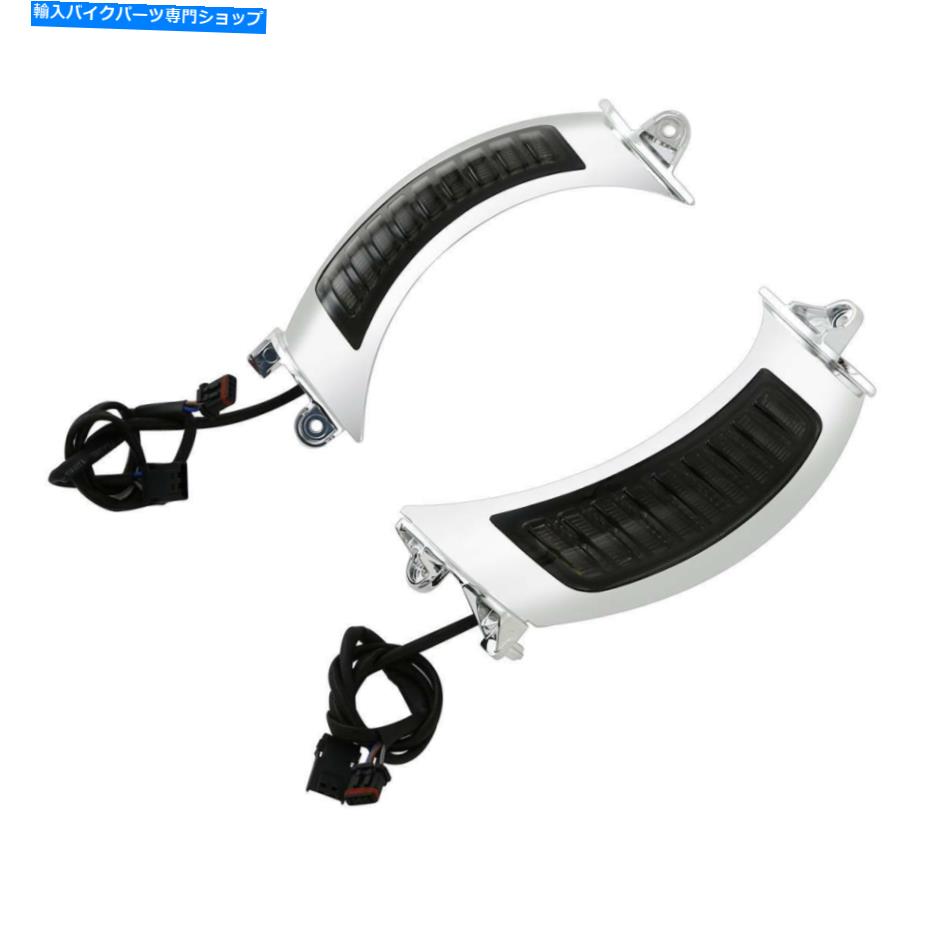 クロームパーツ Chrome LEDサイドマーカーアンバーターン信号ライトフィットハーレーロードグライド15-19 Chrome LED Side Marker Amber Turn Signal Light Fit For Harley Road Glide 15-19【並行輸入品】