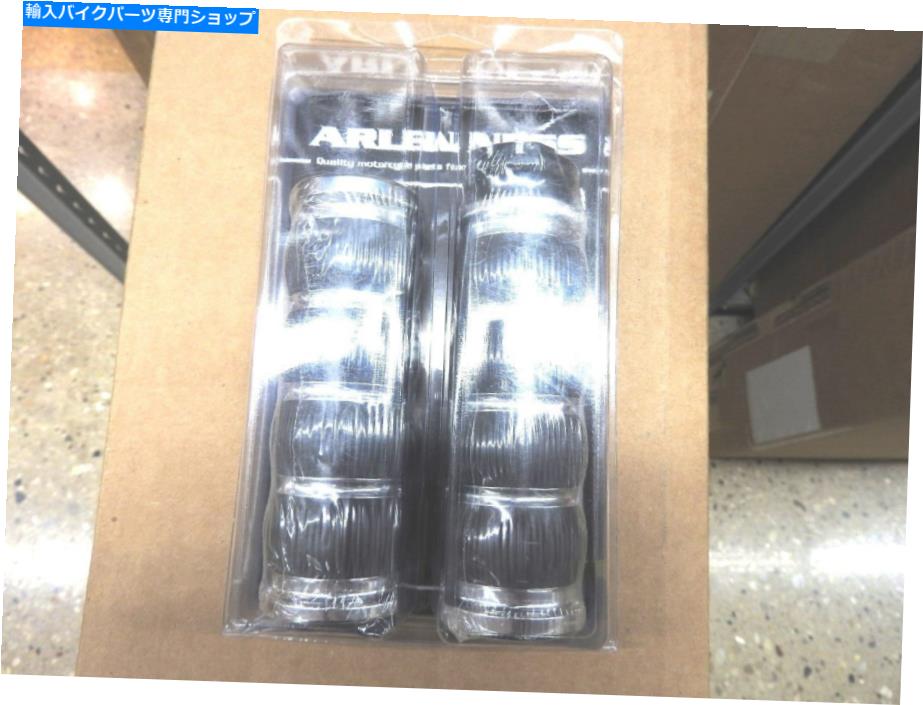 クロームパーツ Arlen Ness Chromeリングリーダーフュージョングリップ Arlen Ness Chrome Ring Leader Fusion Grips【並行輸入品】