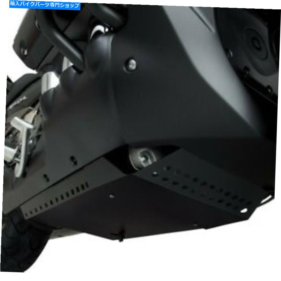 クロームパーツ Chrome 52-817bkの腹パンアルミを表示 Show Chrome 52-817BK Belly Pan Aluminum【並行輸入品】