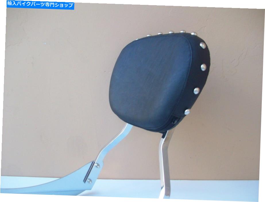 クロームパーツ スタッドドパッド付きニュースズキBoulevard C50 / M50 Sissy Bar Backrest \