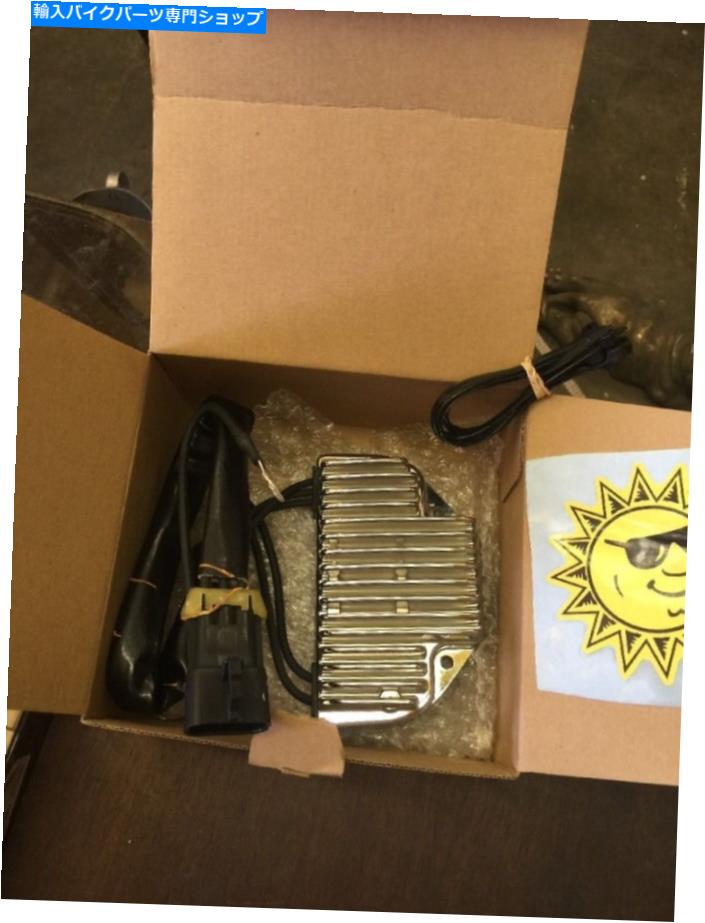 クロームパーツ ハーレーダビッドソンクローム電圧レギュレータ74494-02 Harley Davidson Chrome Voltage Regulator 74494-02【並行輸入品】