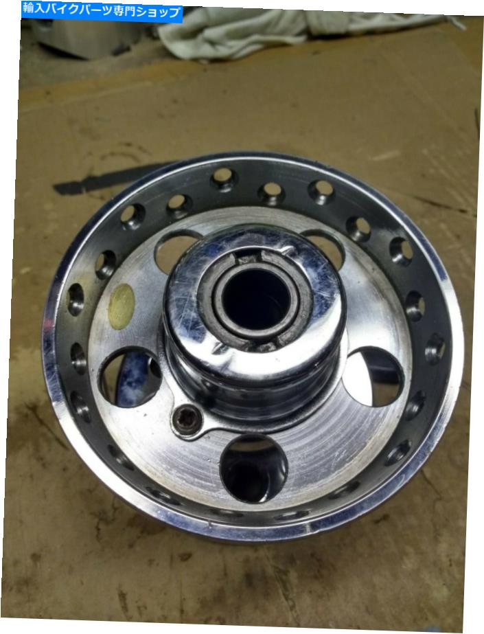 クロームパーツ 1967年の新しいChromeホイールハブ - 1972ハーレーシャベル＆サービス New Chrome Wheel Hub for 1967 - 1972 Harley Shovel & Servi-Car【並行輸入品】