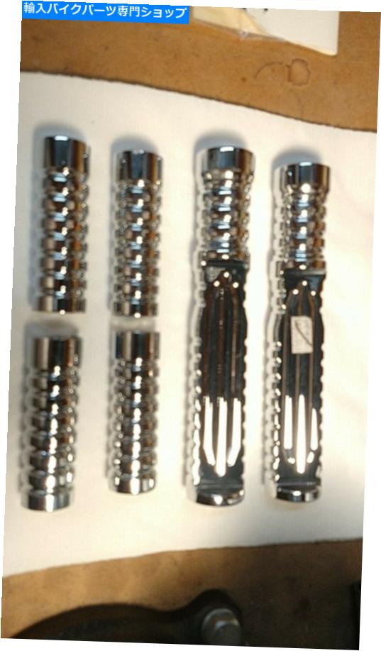 クロームパーツ Harleyのための伝説のクロームビレットの足、シフトとブレーキペグ Legends Chrome Billet Foot, Shift and Brake Pegs for Harley【並行輸入品】