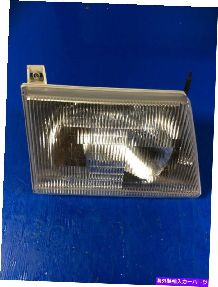 USヘッドライト フォードRHフロント乗客ヘッドライト44ZH812 Ford RH Front Passenger Head Light 44ZH812【並行輸入品】