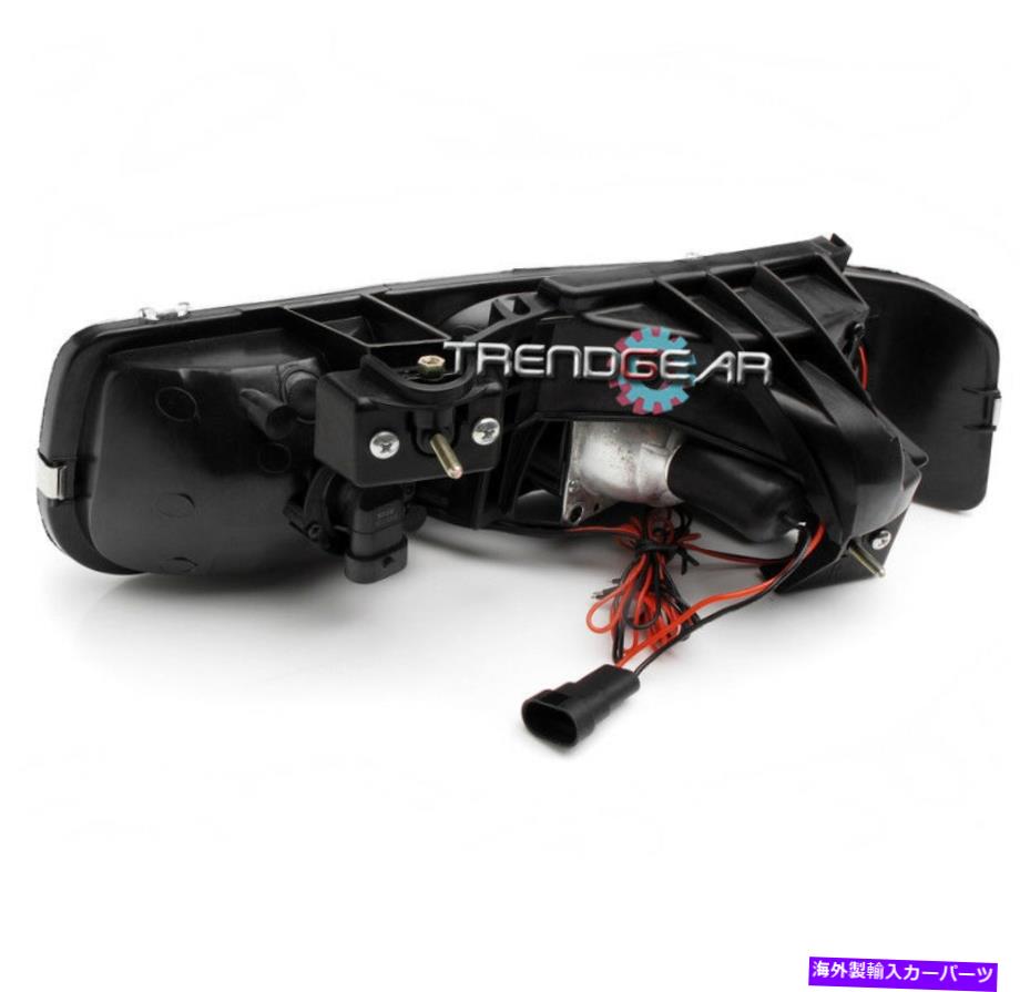 USヘッドライト 1999-2006 Chevy Silverado Suburban Tahoe Halo LEDプロジェクターヘッドライト2004 2005 1999-2006 CHEVY SILVERADO SUBURBAN TAHOE HALO LED PROJECTOR HEADLIGHTS 2004 2005【並行輸入品】