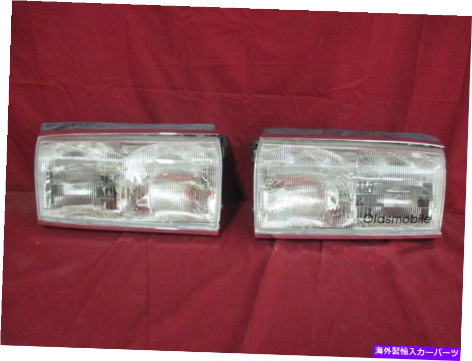 USヘッドライト NOS OEM oldsmobile 98リージェンシーヘッドランプライト1991 - 93ペア NOS OEM Oldsmobile 98 Regency Headlamp Light 1991 - 93 PAIR【並行輸入品】