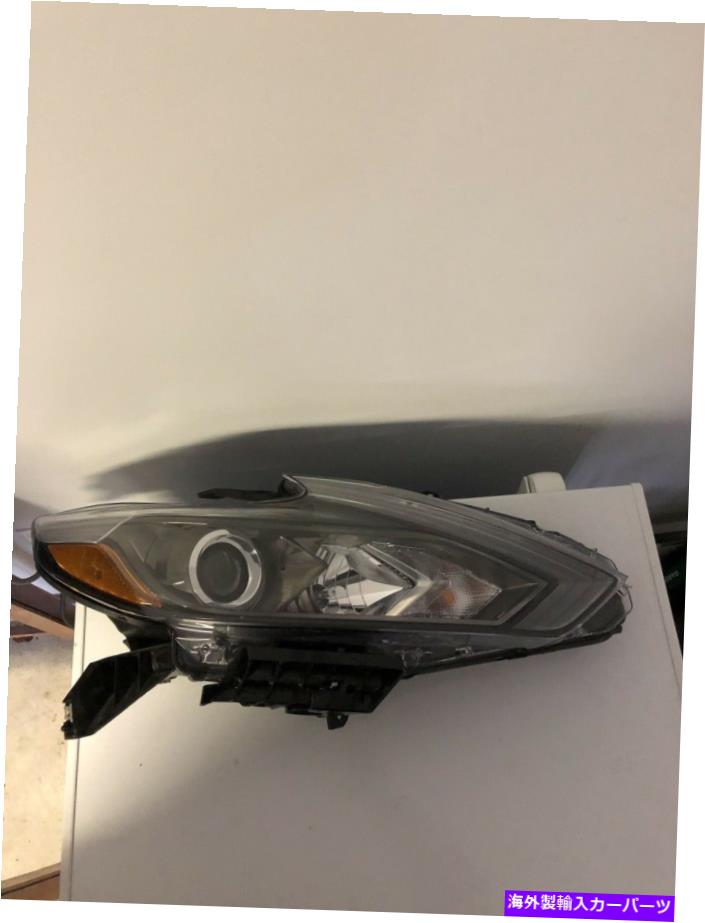 USヘッドライト 2016/2017/2018日産アルティマ右ヘッドライト 2016/2017/2018 Nissan Altima Right Headlight【並行輸入品】