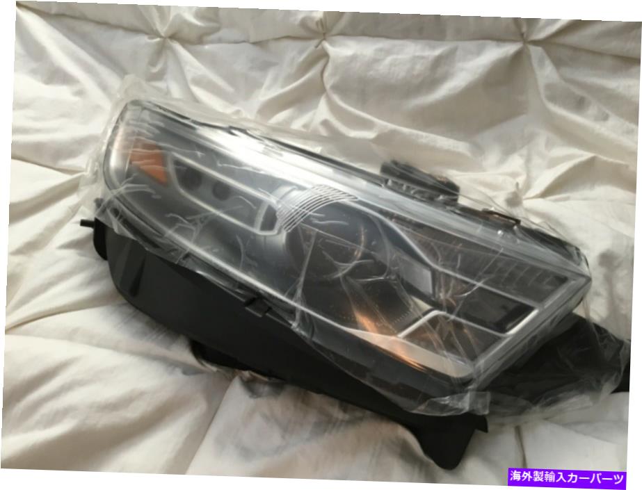 USヘッドライト 新しいOEM 13-18フォード・トーラス警察インターセプターRHハロゲンヘッドランプDG1Z-13008-L NEW OEM 13-18 Ford Taurus Police Interceptor RH Halogen Headlamp DG1Z-13008-L【並行輸入品】