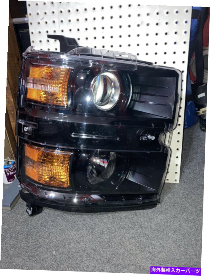 USヘッドライト 2015 - 2020シボレーシルバード2500 HDの旅客RHハロゲンヘッドライトOEM 0476 2015 - 2020 Chevrolet Silverado 2500 HD Passenger RH Halogen Headlight OEM 0476【並行輸入品】