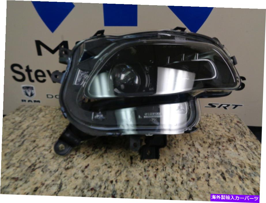USヘッドライト 14-16ジープチェロキー新しいプロジェクターヘッドランプHID双XENON右乗客MOPAR OE 14-16 Jeep Cherokee New Projector Headlamp HID Bi-Xenon Right Passenger Mopar OE【並行輸入品】