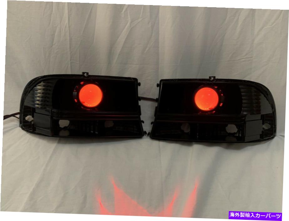 USヘッドライト 97-04 Dodge DakotaカスタムビルドヘッドライトRGBの悪魔の目 97-04 Dodge Dakota Custom Built Headlights RGB Demon Eyes【並行輸入品】 101,720円