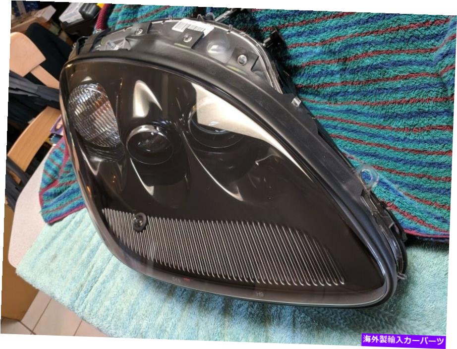 USヘッドライト ユーロモデル05-13真新しい純正GM OEM C6コルベット左/右黒ヘッドライト EURO MODEL 05-13 BRAND NEW Genuine GM OEM C6 Corvette LEFT/RIGHT BLACK HEADLIGHT【並行輸入品】