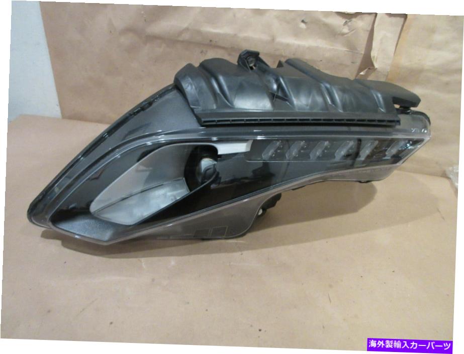 USヘッドライト Ferrari 488 GTB / Spyder - Rh Bixenon Headlight損傷P / N 318967 Ferrari 488 GTB/Spyder - RH Bixenon Headlight New With Damage P/N 318967【並行輸入品】