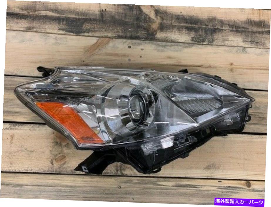 USヘッドライト 2012 - 2014年トヨタプリウスV RHヘッドライト（81130-47300） 2012 - 2014 TOYOTA PRIUS V RH HEADLIGHT ( 81130-47300 )【並行輸入品】