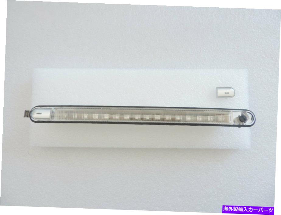 USテールライト 1999-2000-01-04 Porsche 911 996後部クリアLED 3 3番目のストップブレーキライトランプ 1999-2000-01-04 Porsche 911 996 REAR Clear LED 3rd THIRD STOP BRAKE LIGHT LAMP【並行輸入品】