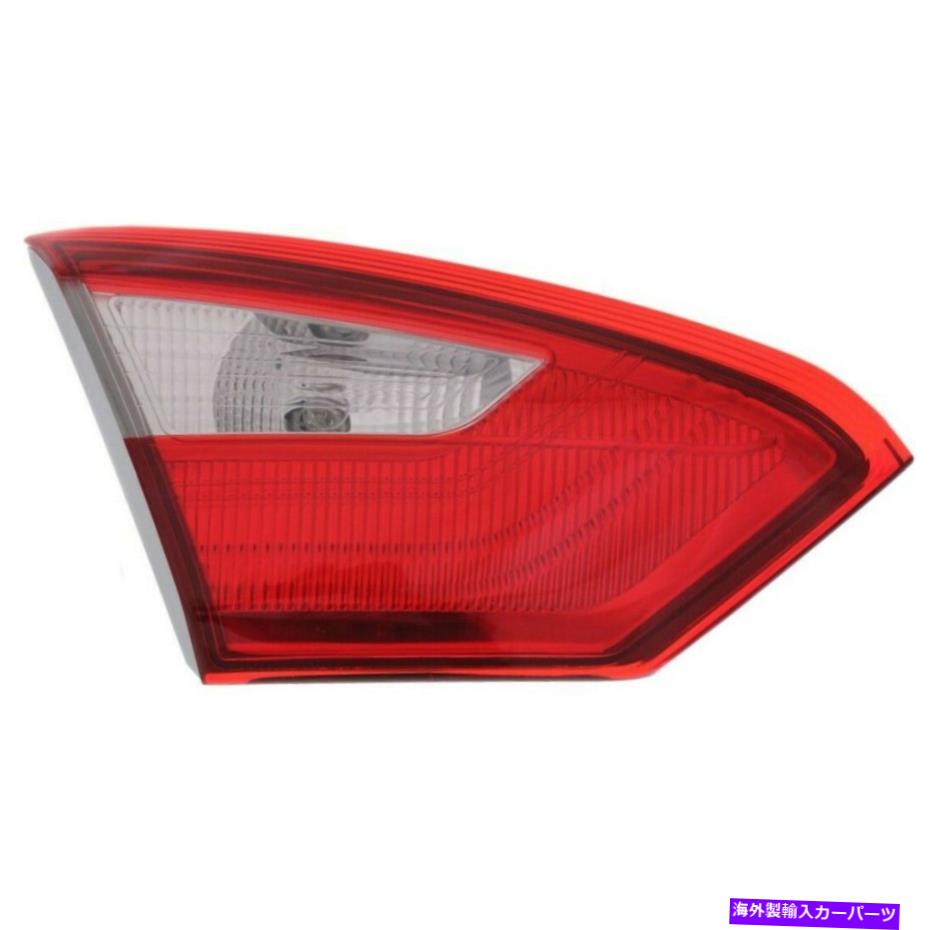 USテールライト 2012-14フォードフォーカスセダン左透明/赤w /電球Capaのためのハロゲンテールライト Halogen Tail Light For 2012-14 Ford Focus Sedan Left Inner Clear/Red w/Bulb CAPA【並行輸入品】