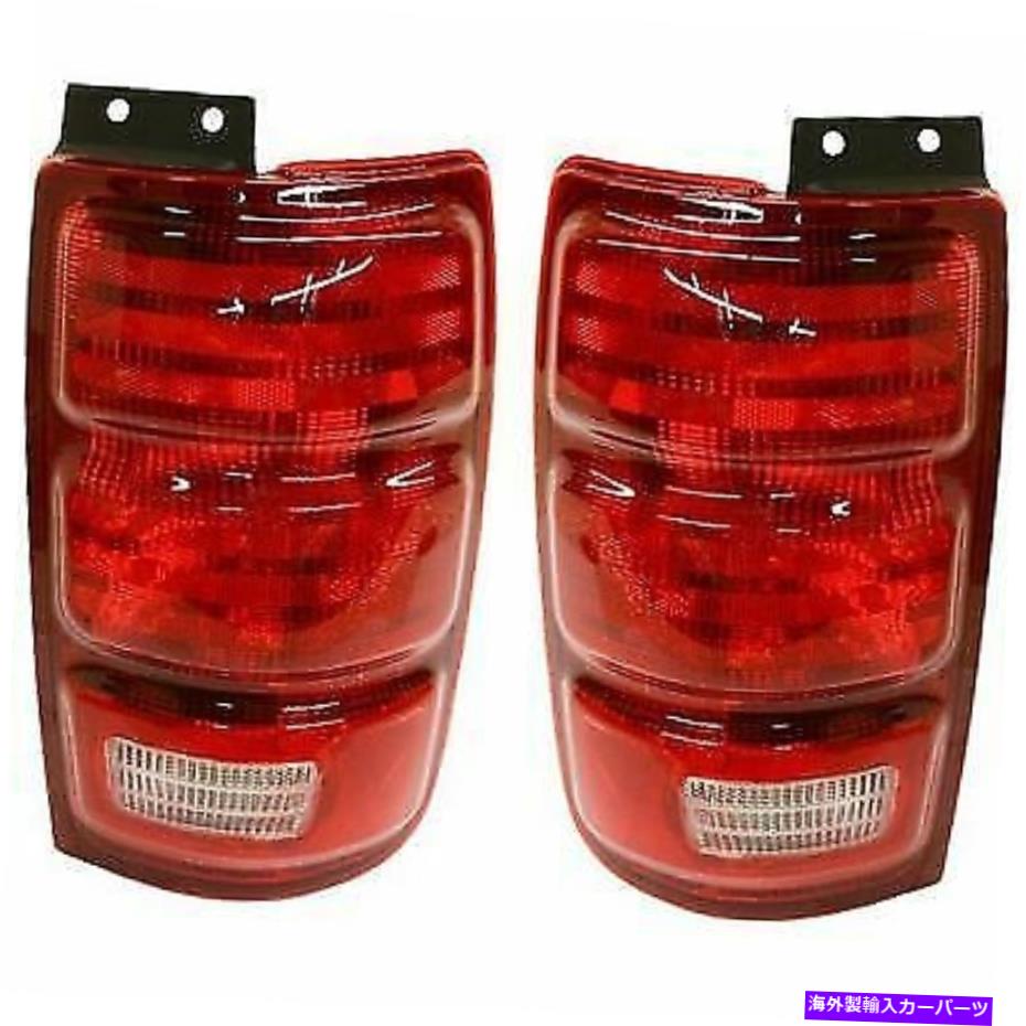 USテールライト 97-02フォードエクスペーディシッピングドライバーと旅客側のペアテールライト Pair Tail Light for 97-02 Ford Expedition Driver & Passenger Side【並行輸入品】