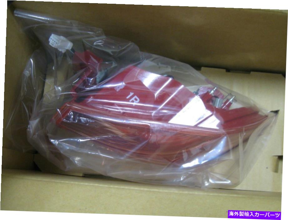 USテールライト 08-09ランサーのための新しい本物三菱右リアテールライト（PN 8330A108） NEW GENUINE MITSUBISHI RIGHT REAR TAIL LIGHT FOR 08-09 LANCER (PN 8330A108)【並行輸入品】