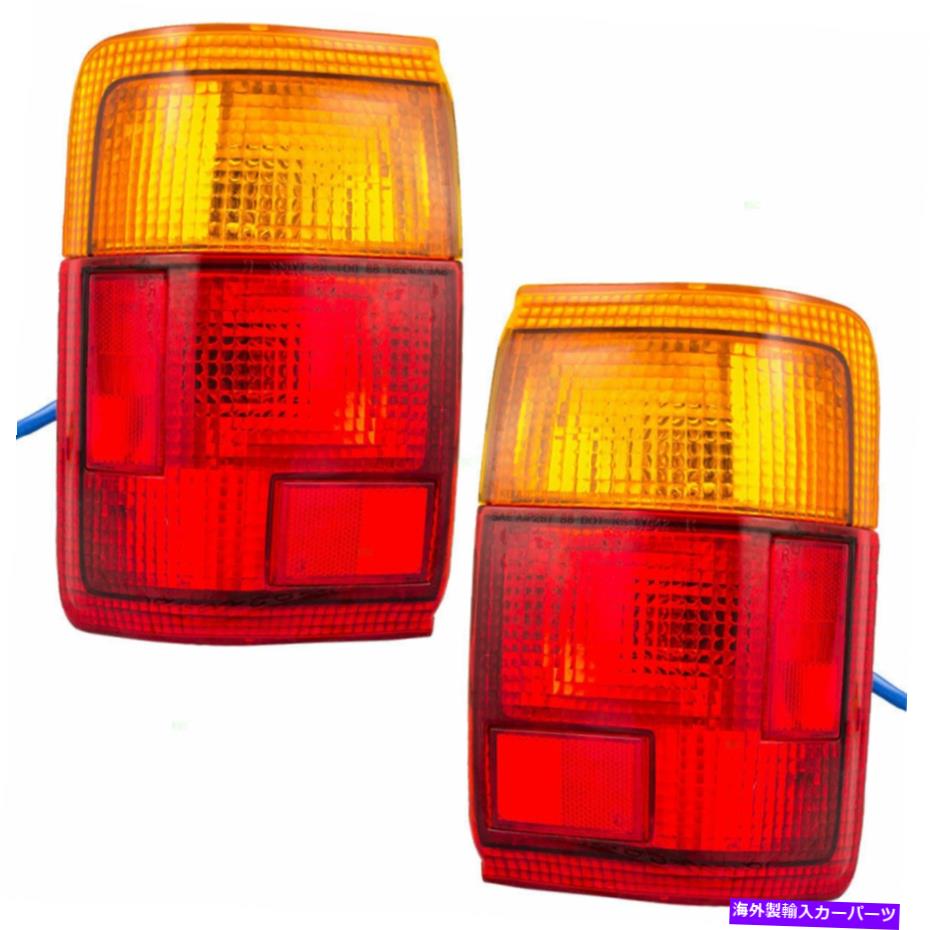 USテールライト TaillightsテールランプレンズW /ハウジングアセンブリのセット Fits Toyota 4Runner 93-95 Set of Taillights Tail Lamps Lens w/ Housing Assembly【並行輸入品】