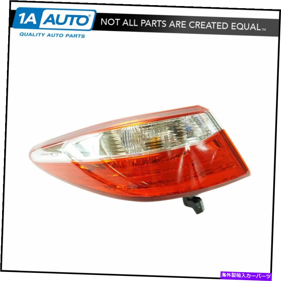 USテールライト トヨタカムリーのための外側のパネルの取り付けテールライトランプドライバ側LH Outer Quarter Panel Mounted Tail Light Lamp Driver Side LH for Toyota Camry New【並行輸入品】