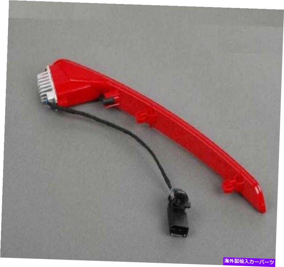 USテールライト 新しい本物のVWビートル12-16リアバンパー右O / SリフレクターLEDフォグライト NEW GENUINE VW BEETLE 12-16 REAR BUMPER RIGHT O/S REFLECTOR LED FOG LIGHT【並行輸入品】
