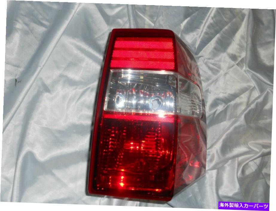 USテールライト 旅客サイドテールランプ2007＆UPフォードエクスペディションブランド新品！ PASSENGER SIDE TAIL LAMP 2007 & UP FORD EXPEDITION BRAND NEW!【並行輸入品】