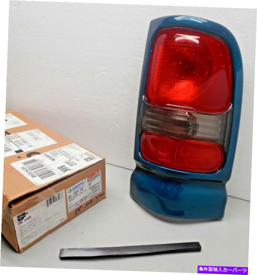 USテールライト Depo - Green Taillight Bezel Rh右助手席側RAM 1500スポーツ DEPO - GREEN Taillight Bezel RH Right Passenger Side for 1994-01 Ram 1500 Sport【並行輸入品】