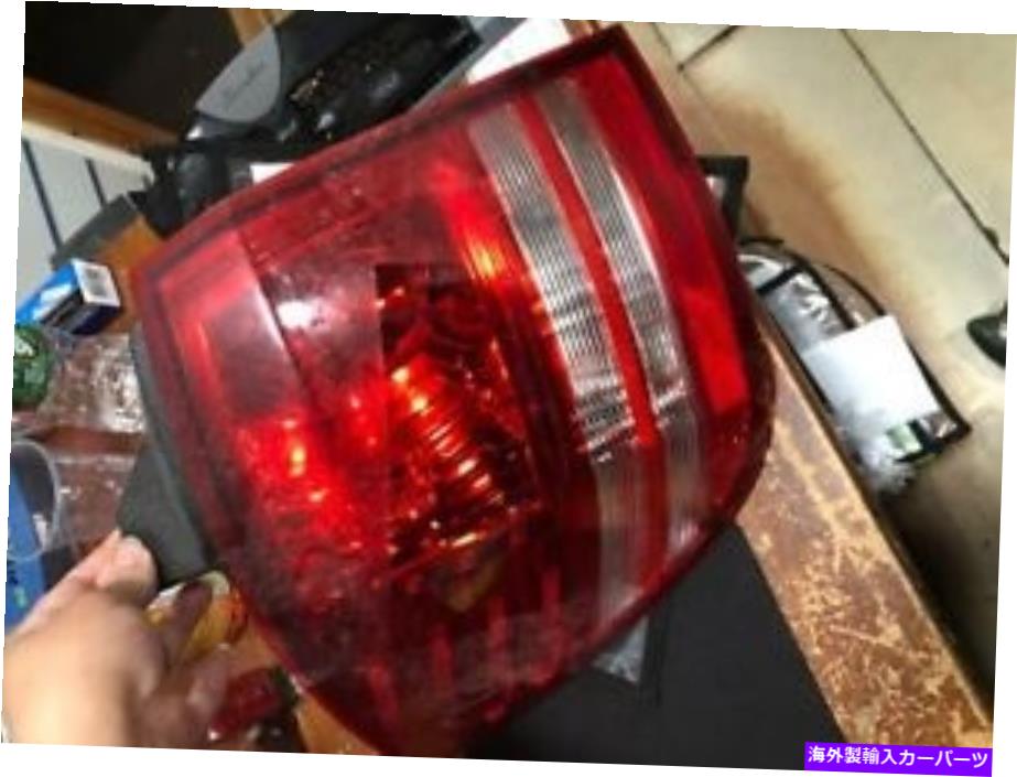 USテールライト 11-18ダッジの旅左側の助手席側アウターTaillamp Light OEM新しいモパール 11-18 Dodge Journey LEFT SIDE PASSENGER SIDE OUTER TAILLAMP LIGHT OEM NEW MOPAR【並行輸入品】