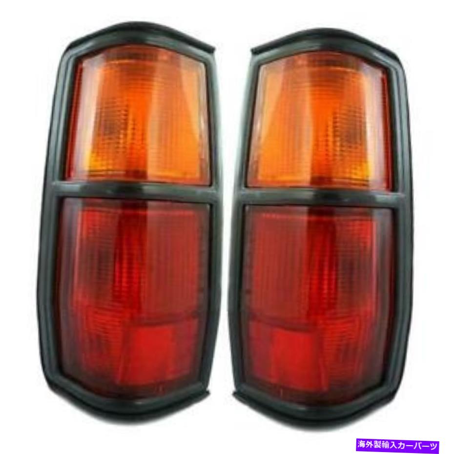USテールライト 1982年から84日産のDATSUN 720 PATHFINDER SD23 D23リアテールライトランプハウジング For 1982-84 Nissan Datsun 720 Pathfinder SD23 D23 Rear Tail Lights Lamp Housing【並行輸入品】
