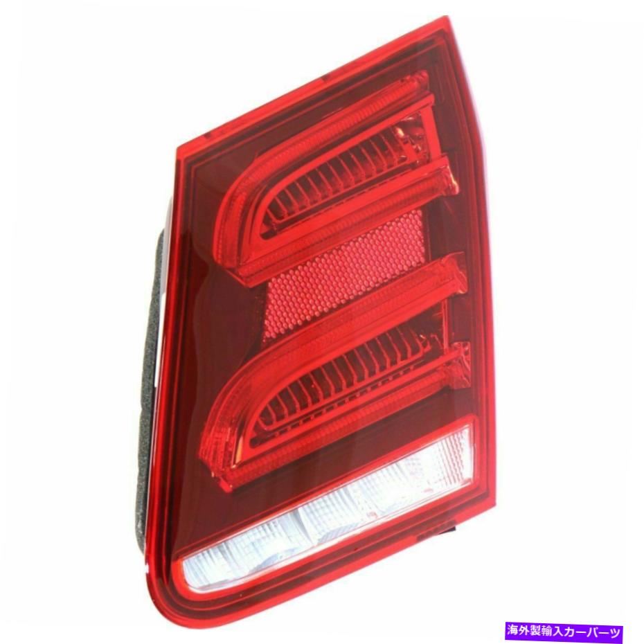 USテールライト 2014年メルセデスベンツW212 E300 E350 E400 E550 E63 AMGセダン Tail Light Right For 2014 Mercedes-Benz W212 E300 E350 E400 E550 E63 AMG Sedan【並行輸入品】