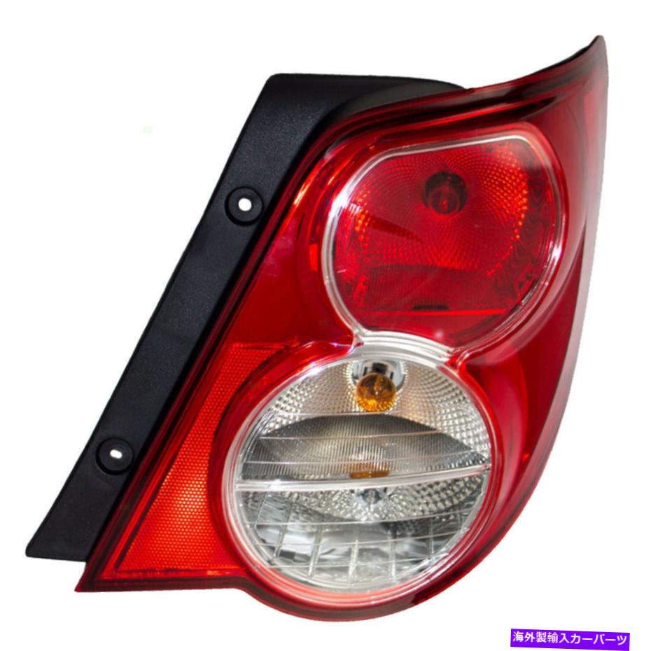 USテールライト テールライトフィット2012-2014シボレーソニックセダン旅客ティラルンプレンズアセンブリ Tail Light fits 2012-2014 Chevrolet Sonic Sedan Passenger Taillamp Lens Assembly【並行輸入品】