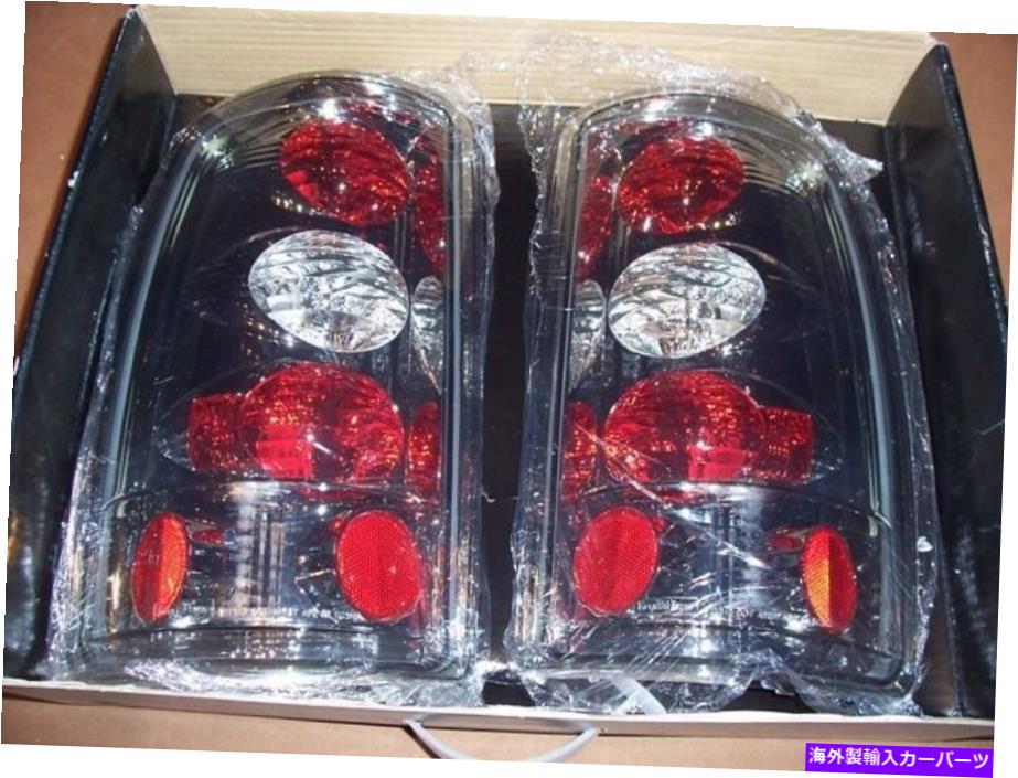 USテールライト 2000-2006のための新しいIPCWスモークユーロテールライトCWT-CE304CS郊外のYukon Tahoe New IPCW Smoked Euro Tail Lights CWT-CE304CS for 2000-2006 Suburban Yukon Tahoe【並行輸入品】