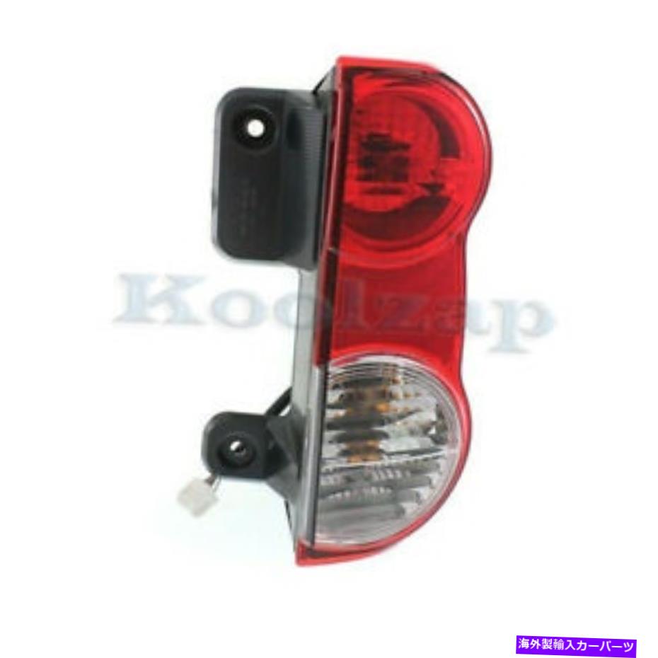 USテールライト 13-20 NV200 van 2.0L Taillight TaillampリアブレーキライトW /電球右側 For 13-20 NV200 Van 2.0L Taillight Taillamp Rear Brake Light w/Bulb Right Side【並行輸入品】