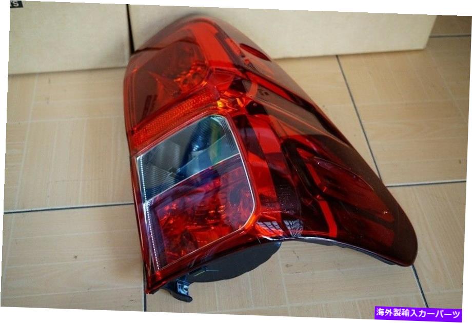 USテールライト OEMトヨタヒーラックスRevo 2015リアテールライト右側 FOR OEM TOYOTA HILUX REVO 2015 REAR TAIL LIGHT RIGHT SIDE【並行輸入品】