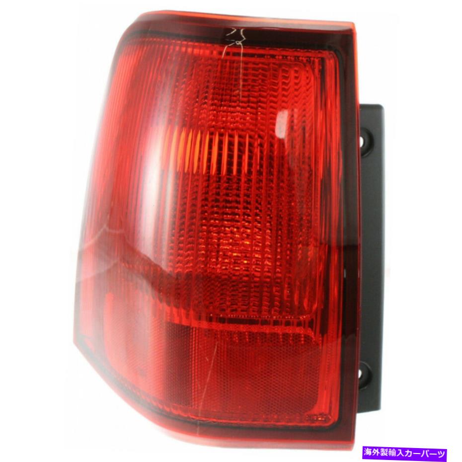 USテールライト リンカーンナビゲーター外側テールライト2003-2006ドライバ側W / O電球FO2804102 For Lincoln Navigator Outer Tail Light 2003-2006 Driver Side w/o Bulbs FO2804102【並行輸入品】