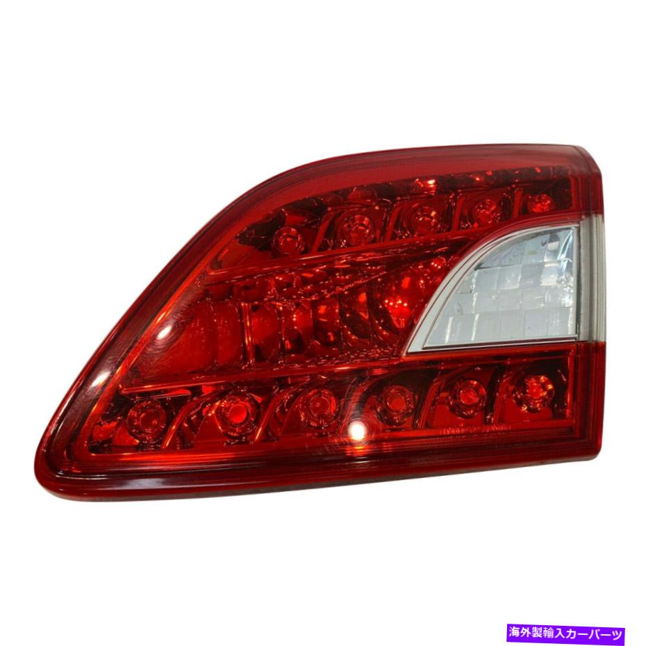 USテールライト 日産Sentra 2013-2015のための右側のリアテールライトブレーキ信号ライトフィット Right Inner Rear Tail Light Brake Signal Light Fit For Nissan Sentra 2013-2015【並行輸入品】