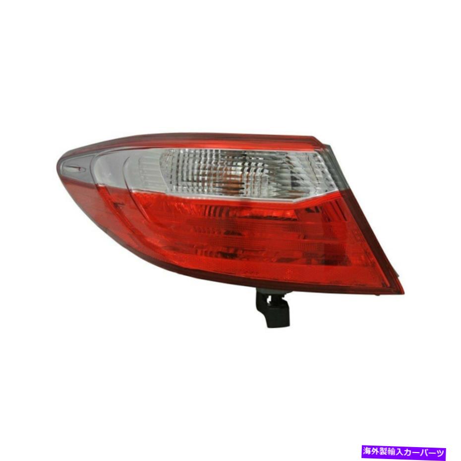 USテールライト トヨタカムリ15-17 TYC 11-6738-00運転側の外側の取り替えテールライト For Toyota Camry 15-17 TYC 11-6738-00 Driver Side Outer Replacement Tail Light【並行輸入品】