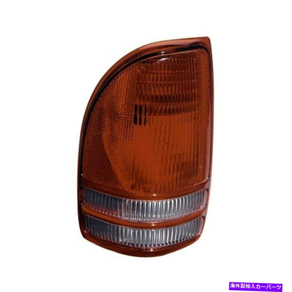 USテールライト Dodge Dakota 97-04テールライトレンズとハウジング助手席側交換用 For Dodge Dakota 97-04 Tail Light Lens and Housing Passenger Side Replacement【並行輸入品】