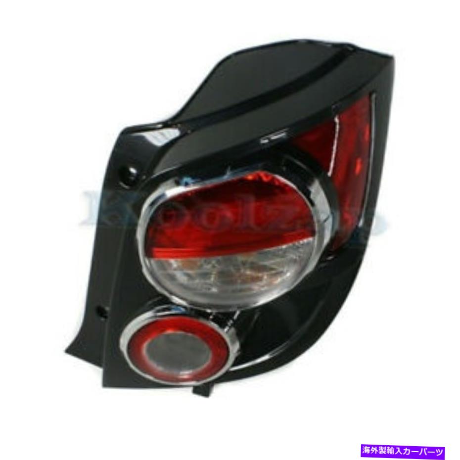 USテールライト 12-16シボレーソニックハッチバックTaillight Taillampリアブレーキライトランプ右側 12-16 Chevy Sonic Hatchback Taillight Taillamp Rear Brake Light Lamp Right Side【並行輸入品】