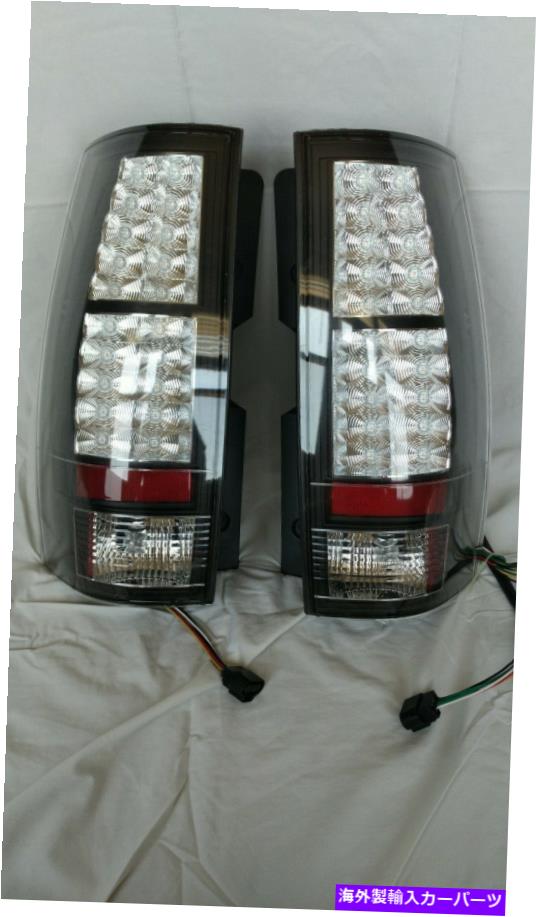 USテールライト 新しいSpyder Auto 5002136 LEDテールライトTahoe Yukon Suburban 2007 - 2014 NEW Spyder Auto 5002136 LED Tail Lights Tahoe Yukon Suburban 2007 - 2014【並行輸入品】