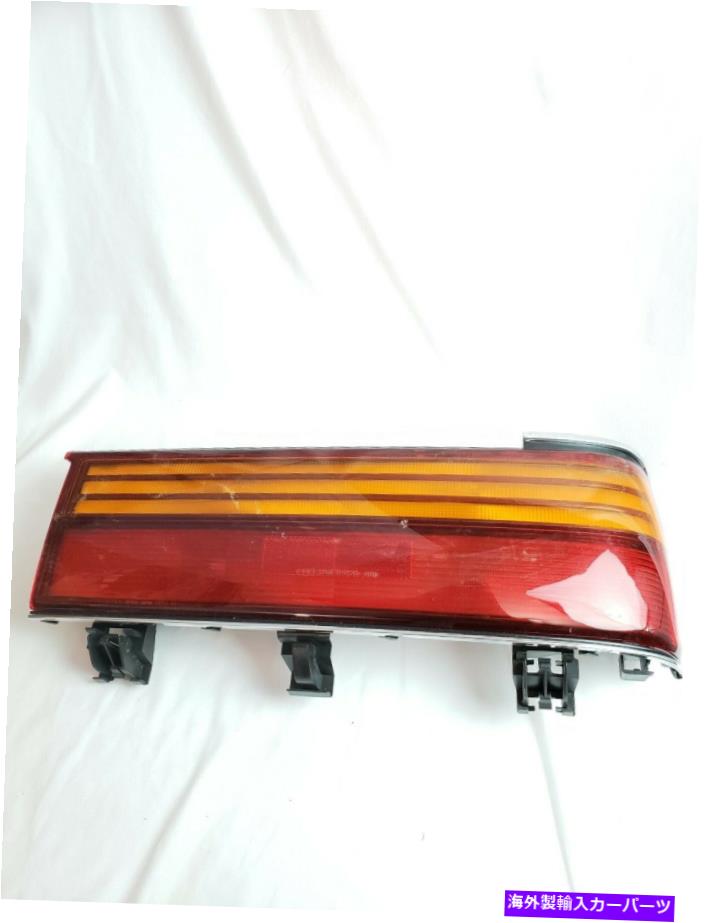 USテールライト トヨタクラウンMS63ステーションワゴンファン1971-1974テールライトランプNOS 81551 Toyota Crown MS63 Station Wagon Van 1971-1974 Tail Light Lamp NOS 81551【並行輸入品】