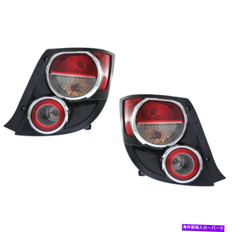 USテールライト 2012-2016のハロゲンテールライトセットシボレーソニックLSハッチバッククリア/レッド2PCS Halogen Tail Light Set For 2012-2016 Chevrolet Sonic LS Hatchback Clear/Red 2Pcs【並行輸入品】