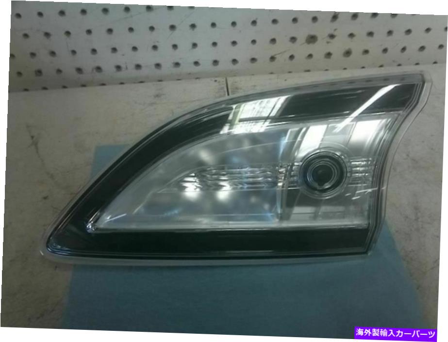 USテールライト 乗客のテールライトハッチバック蓋付き継手10-13マツダ3 332421 Passenger Tail Light Hatchback Lid Mounted Fits 10-13 MAZDA 3 332421【並行輸入品】