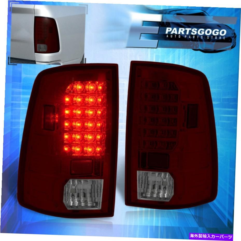 USテールライト 09-18ドッジRAM 1500/2500/3500 LEDテールライトランプアセンブリセットレッドスモーク For 09-18 Dodge RAM 1500/2500/3500 LED Tail Lights Lamps Assembly Set Red Smoked【並行輸入品】