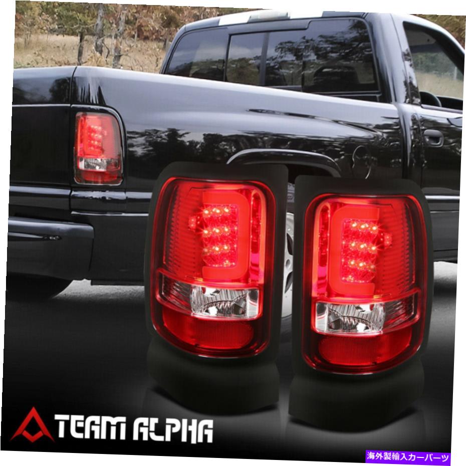 USテールライト フィット1994-2002ドッジRAM {LED赤C-BAR}クローム/レッドブレーキランプリアテールライト Fits 1994-2002 Dodge Ram {LED RED C-BAR} Chrome/Red Brake Lamp Rear Tail Light【並行輸入品】