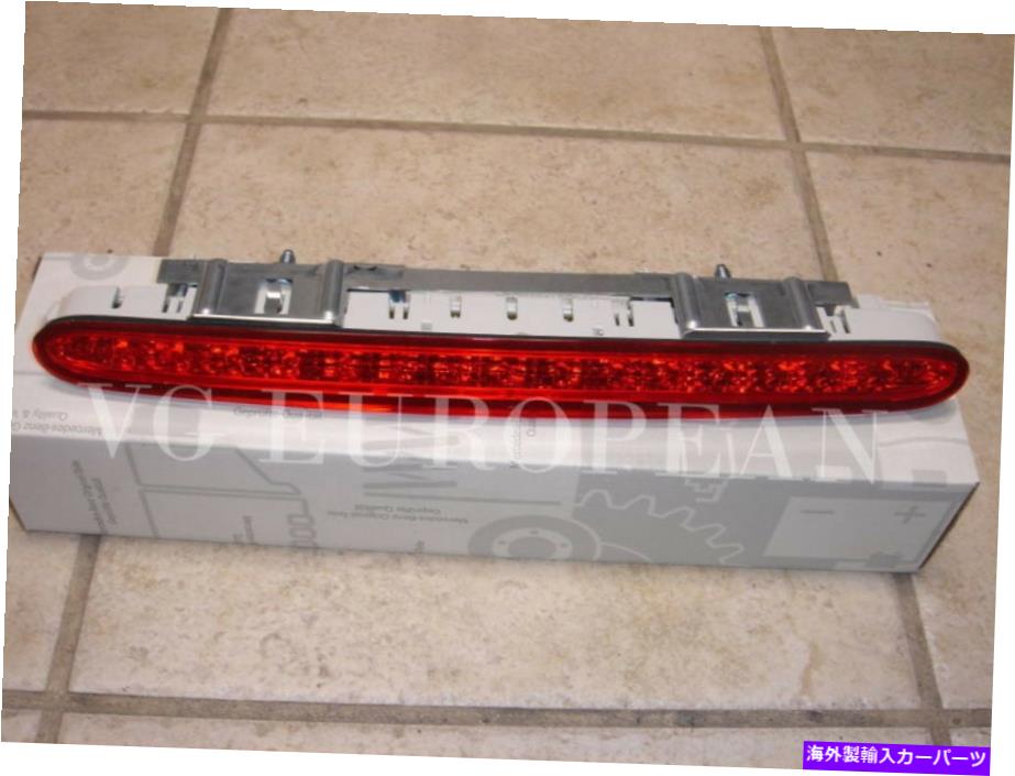 USテールライト メルセデスベンツSL本物の3番目の停止ライト、トランクリアランプSL550 SL500 03 UP NEW Mercedes-Benz SL Genuine Third Stop Light,Trunk Rear Lamp SL550 SL500 03-up NEW【並行輸入品】