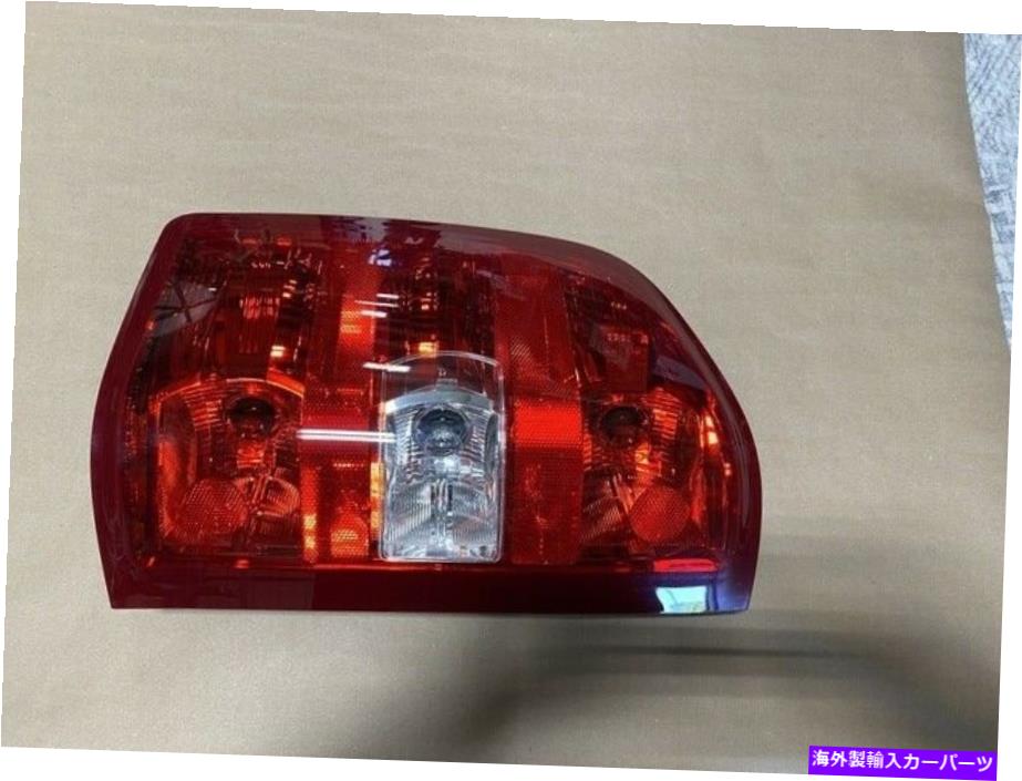 USテールライト 本物のGMテールライトアセンブリ25958482 Genuine GM Tail Light Assembly 25958482【並行輸入品】