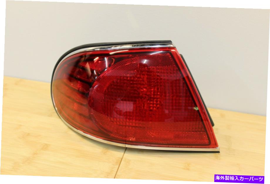 USテールライト 新しい純正GM左ドライバーテールライトランプ2000 Buick Lesabre 16530243 NEW GENUINE GM LEFT DRIVER TAIL LIGHT LAMP 2000 BUICK LESABRE 16530243【並行輸入品】